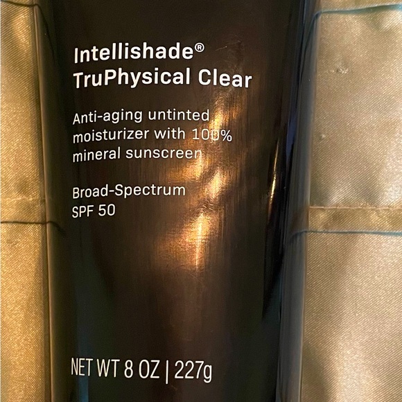 - New unopened 8 oz Revision Truphysical Intellishade Clear - Picture 1 of 2